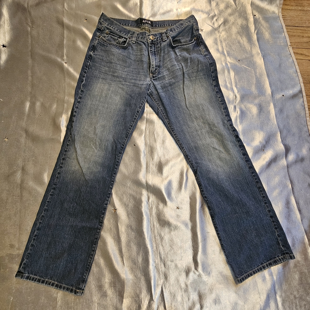 Apt. 9 Men's Relaxed Fit Blue Jeans
